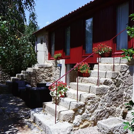 Semesterbostad Eido Do Luou - Casa De Ferias Com Piscina (adults Only) *
