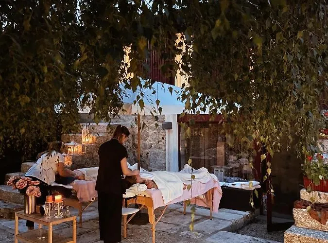 Eido Do Luou - Casa De Ferias Com Piscina (adults Only) Ferienhaus