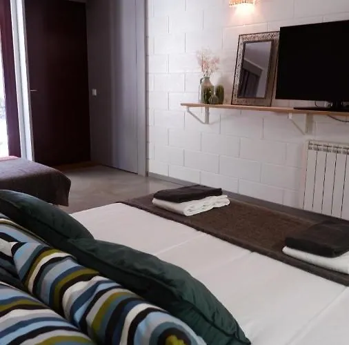 Eido Do Luou - Casa De Ferias Com Piscina (adults Only) Ferienhaus *